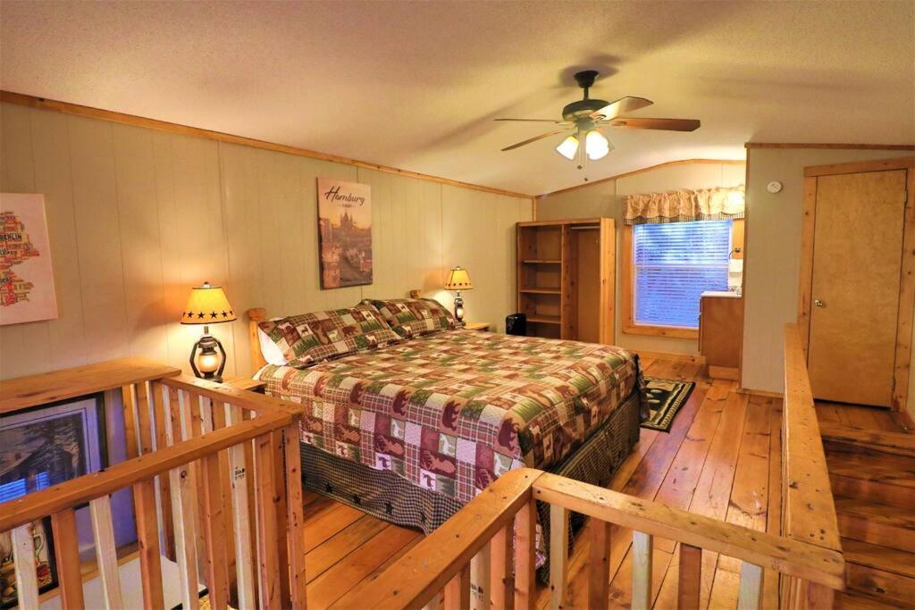 Oktoberfest Themed Cabin In Woods Stream #14 Helen Exterior photo